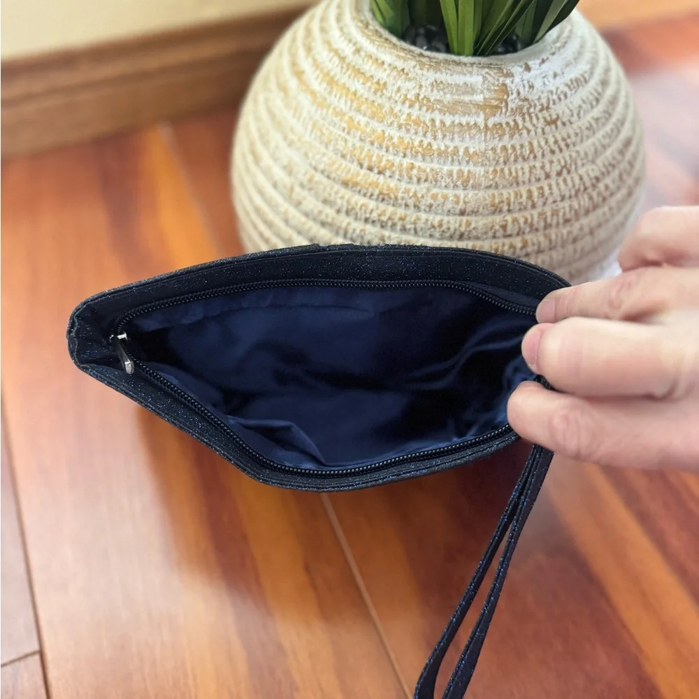 Elegant Glitter Navy Blue Zip Clutch Bag - Picture 3 of 6